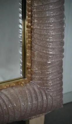 Outlet Pamono Illuminated Pink Murano Glass and Brass Wall Mirror, 2000s