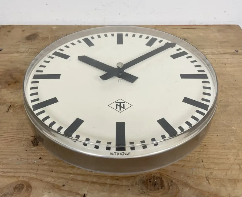 Pamono Industrial Acrylic Glass Station Wall Clock from Tn, 1960s> Clocks