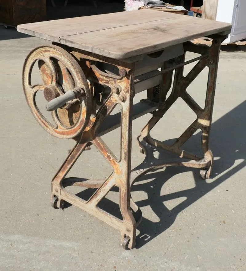 Pamono Industrial Garden Table with Pine Top, 1900> Garden Tables