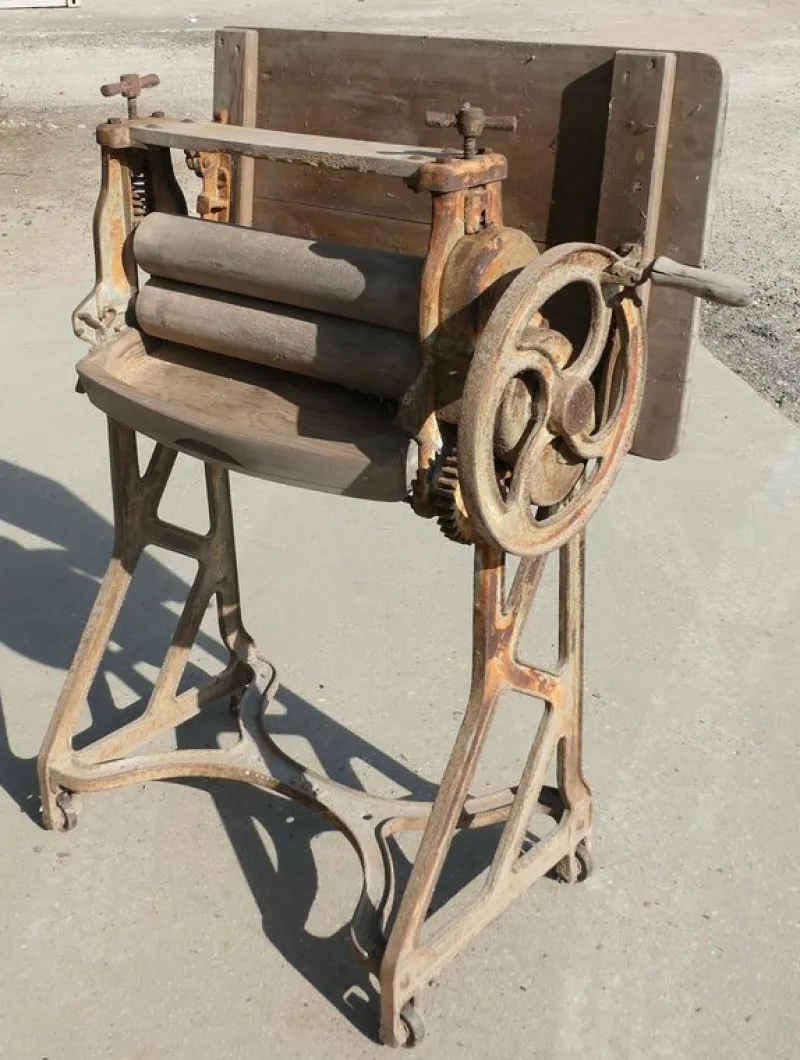 Pamono Industrial Garden Table with Pine Top, 1900> Garden Tables