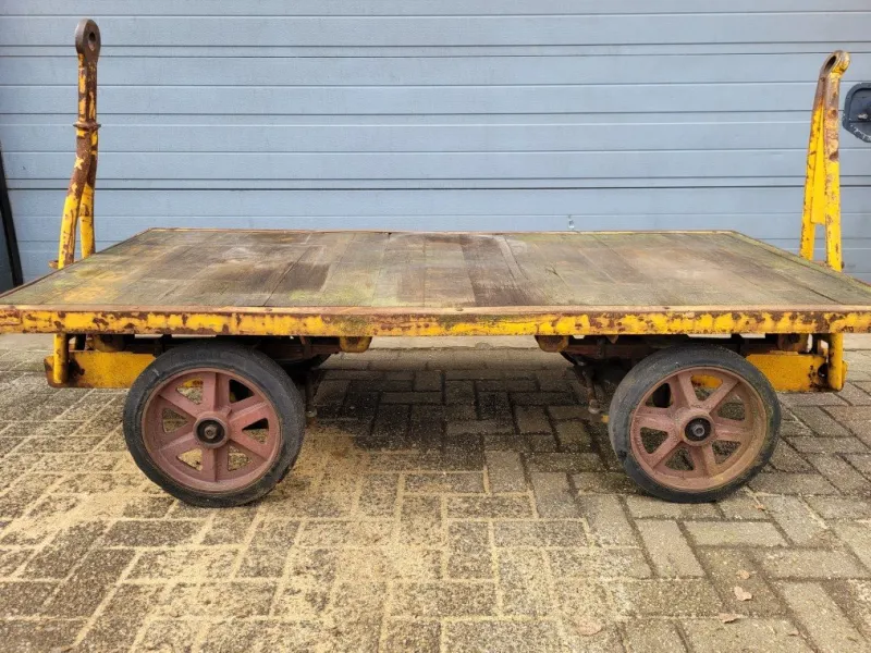 Outlet Pamono Industrial Transport Cart in Cast Iron and Wood