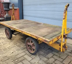 Outlet Pamono Industrial Transport Cart in Cast Iron and Wood