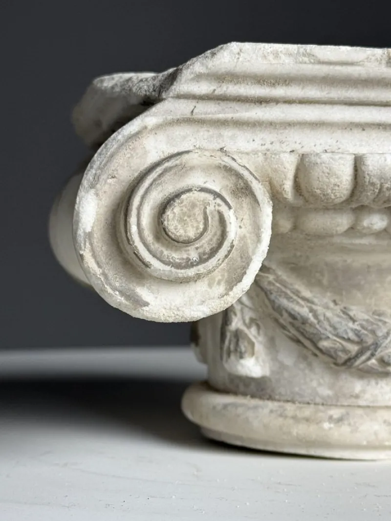 Pamono Ionic Hand Carved Marble Capital> Pedestals And Columns