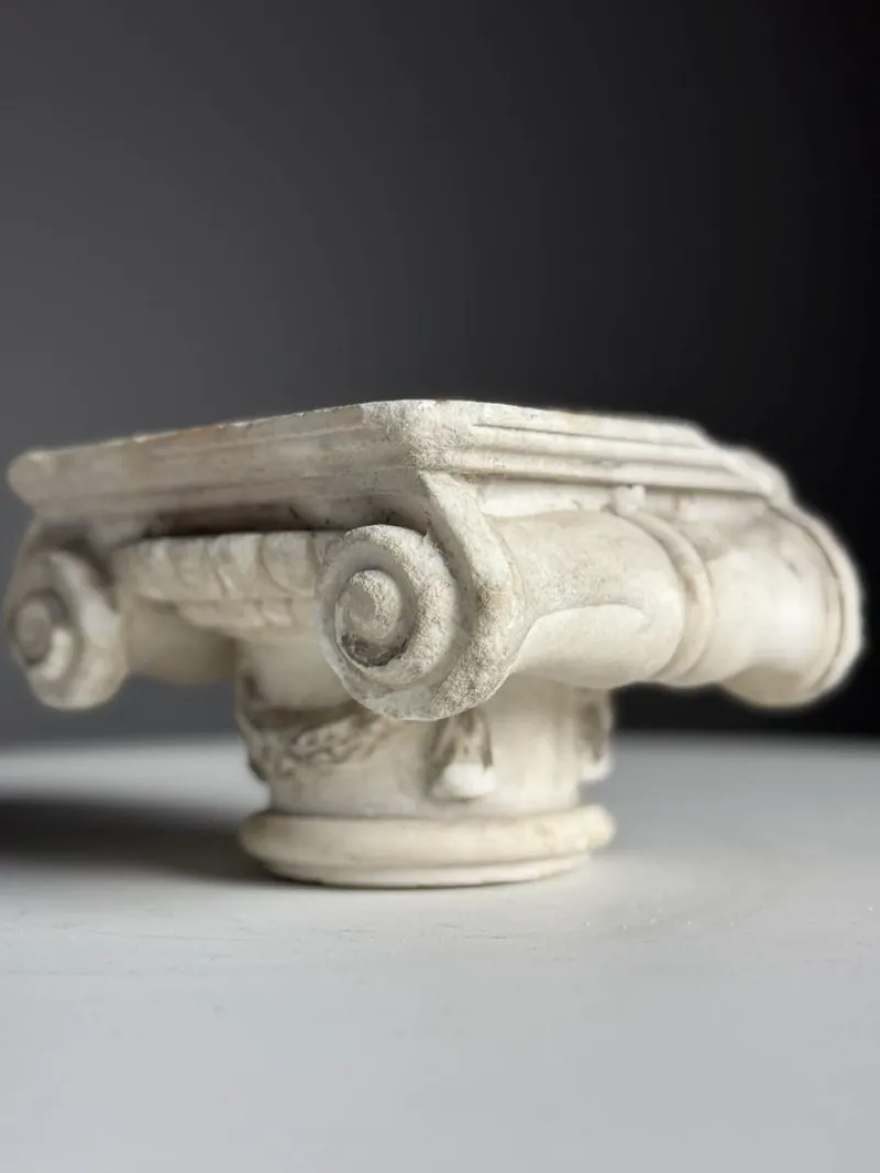 Pamono Ionic Hand Carved Marble Capital> Pedestals And Columns