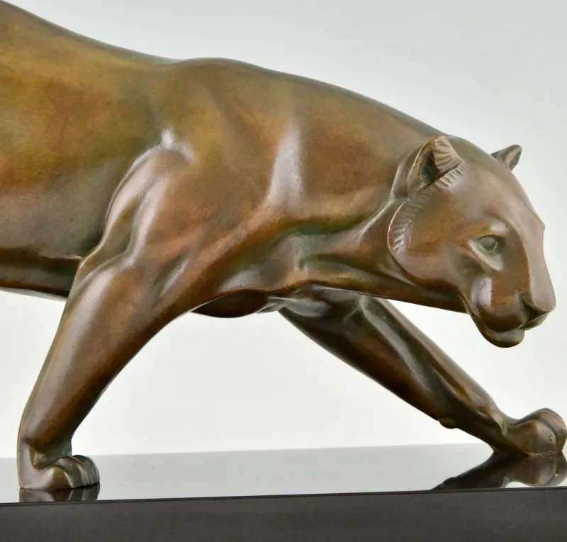 Pamono Irenee Rochard, Art Deco Sculpture of a Panther, 1930, Bronze on Marble Base> Art Deco