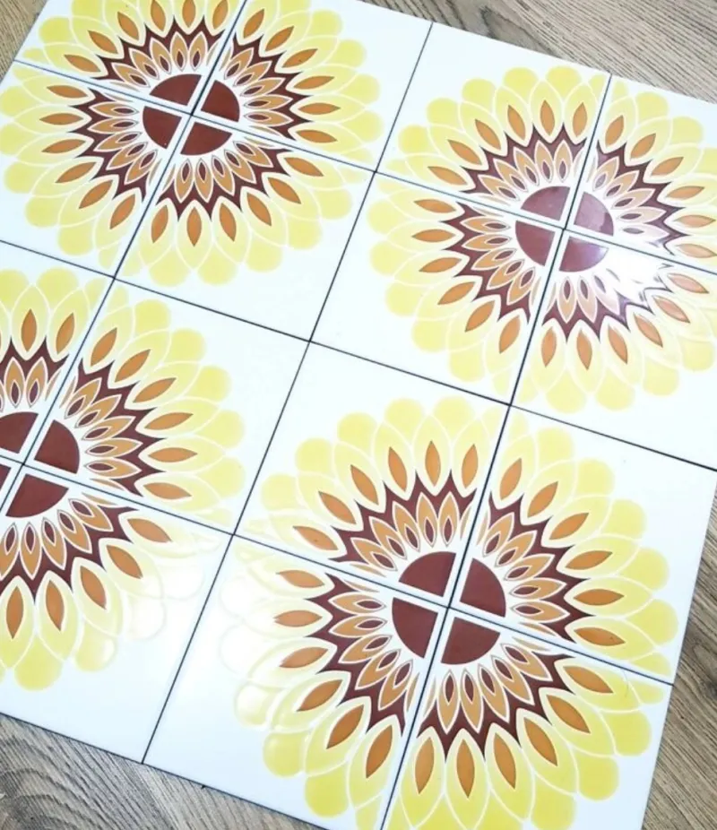 Pamono Iris Starburst Tiles, Italy, 1970s, Set of 24> Architectural Elements