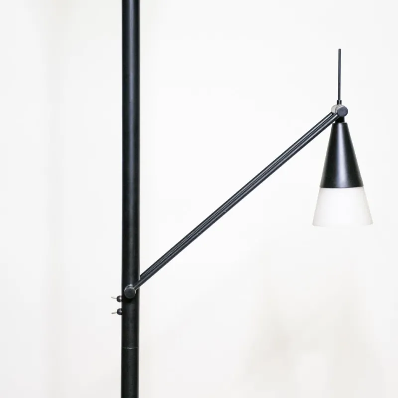 Hot Pamono Iron Floor Lamp, 1980s