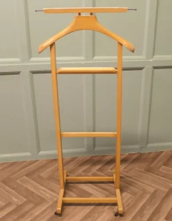Sale Pamono Italian Art Deco Gentleman's Standing Valet or Suit Hanger, 1960
