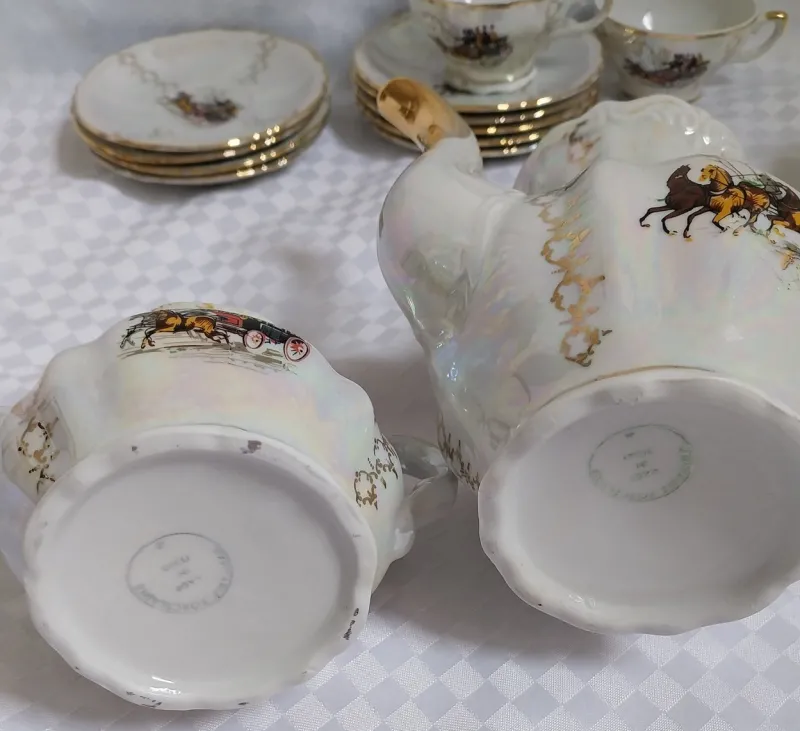 Pamono Italian Art Deco Tea Service Set in Porcelain, 1950s, Set of 19> Coffee & Tea Service