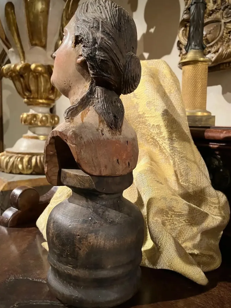 New Pamono Italian Artist, Carved Polychrome Female Bust Sculpture, 1700s, Lacquered Wood