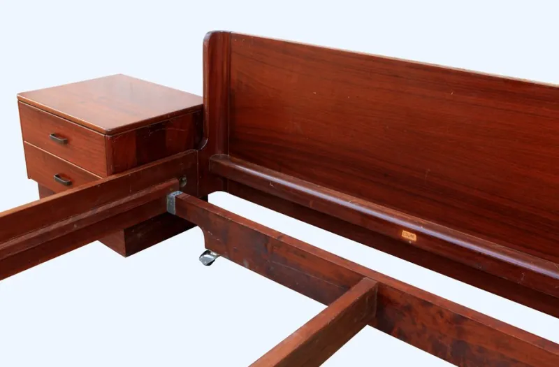 Pamono Italian Bed and Nightstands, 1960s, Set of 3> Daybeds & Chaises Lounges