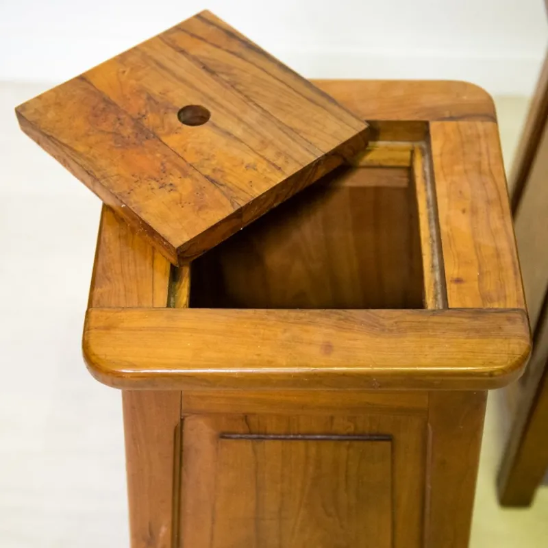 Outlet Pamono Italian Bedside Tables, 1960s, Set of 2