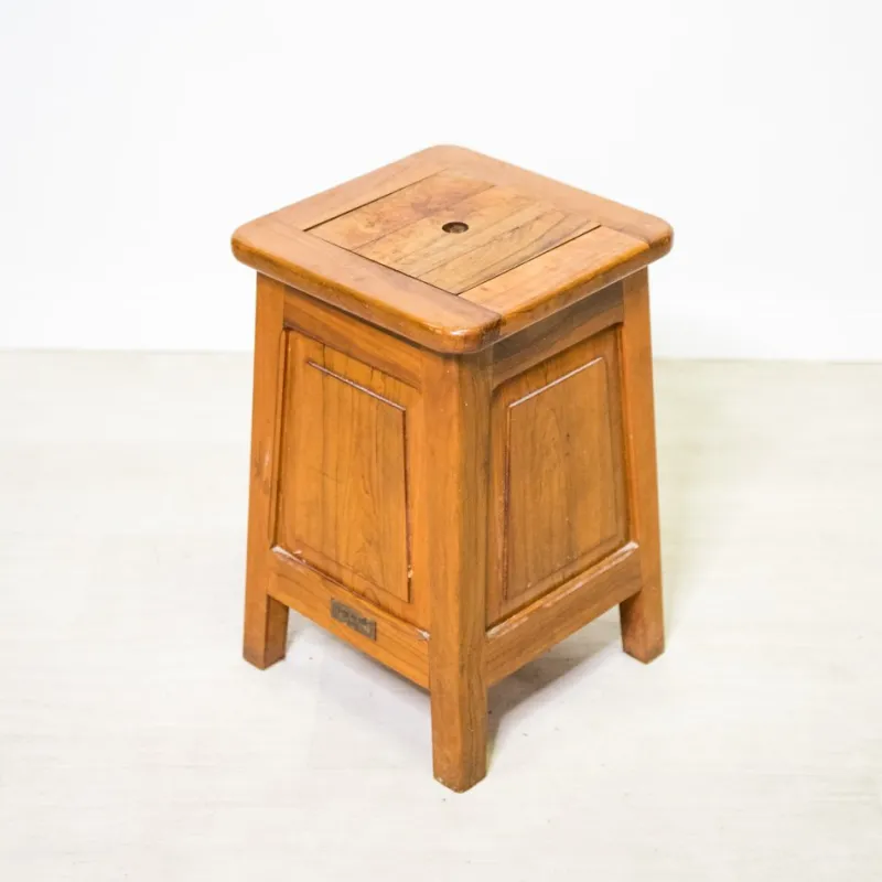 Outlet Pamono Italian Bedside Tables, 1960s, Set of 2