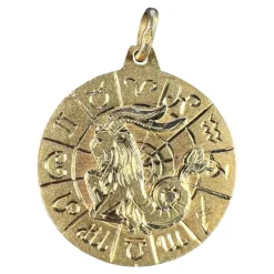 Best Pamono Italian Capricorn Zodiac 18k Yellow Gold Charm Pendant, 1970s