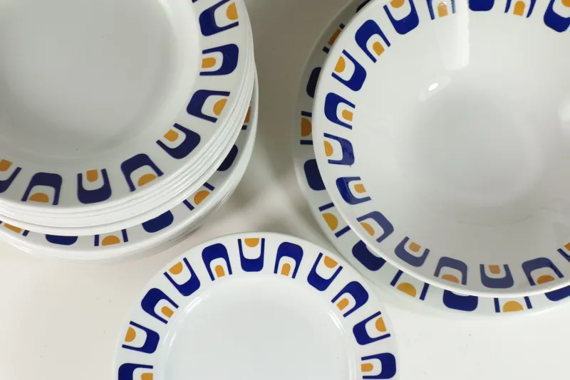 Hot Pamono Italian Ceramic Plates by Antonia Campi for Laveno, 1960s, Set of 26