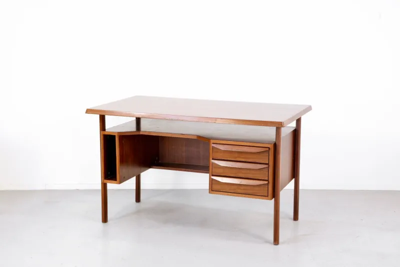 Pamono Italian Desk in Teak, 1960s> Desks