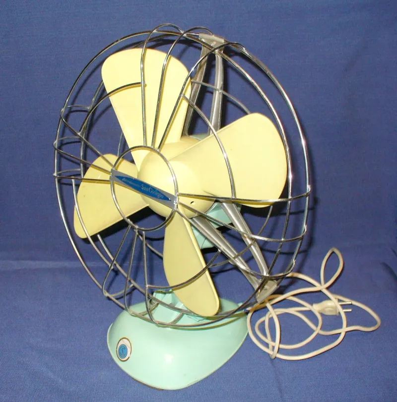 Hot Pamono Italian Fans, 1960s, Set of 5