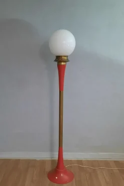 Sale Pamono Italian Floor Lamp in Red Metal and Brass, 1950s