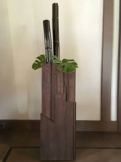 Pamono Italian Hand-Carved Oak Wood Column by Dimore Di Lucia Valzelli><noscript><img width=