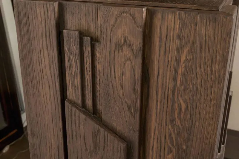 Pamono Italian Hand-Carved Oak Wood Column by Dimore Di Lucia Valzelli> Pedestals And Columns