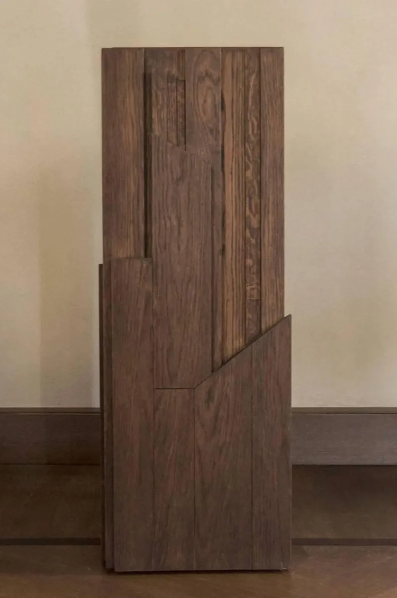 Pamono Italian Hand-Carved Oak Wood Column by Dimore Di Lucia Valzelli> Pedestals And Columns