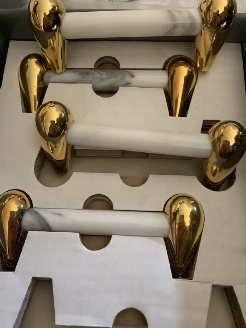Pamono Italian Handmade Carrara Door Handles in Gray and White Marble, Set of 4