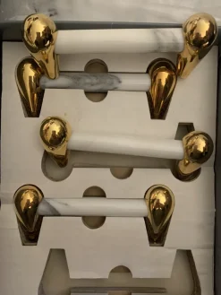 Pamono Italian Handmade Carrara Door Handles in Gray and White Marble, Set of 4