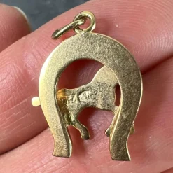 Online Pamono Italian 18k Yellow Gold Lucky Horseshoe Horse Charm Pendant, 1960s