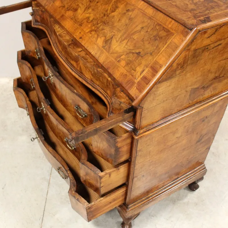 Clearance Pamono Italian Louis XV Secretaire in Walnut, 18th Century