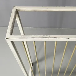 Pamono Italian Mid-Century Modern Beige and White Metal Radiator Cover, 1950s><noscript><img width=
