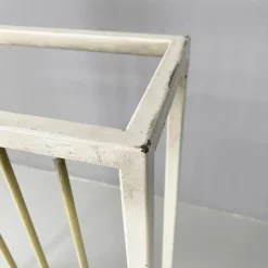 Pamono Italian Mid-Century Modern Beige and White Metal Radiator Cover, 1950s><noscript><img width=