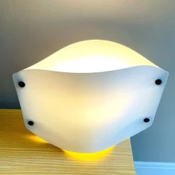 Discount Pamono Italian Modern Vela Table Lamp in White Acrylic by Samuel Parker, 1980s