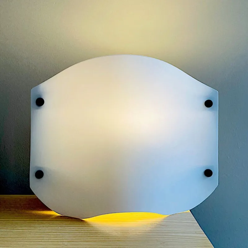 Discount Pamono Italian Modern Vela Table Lamp in White Acrylic by Samuel Parker, 1980s