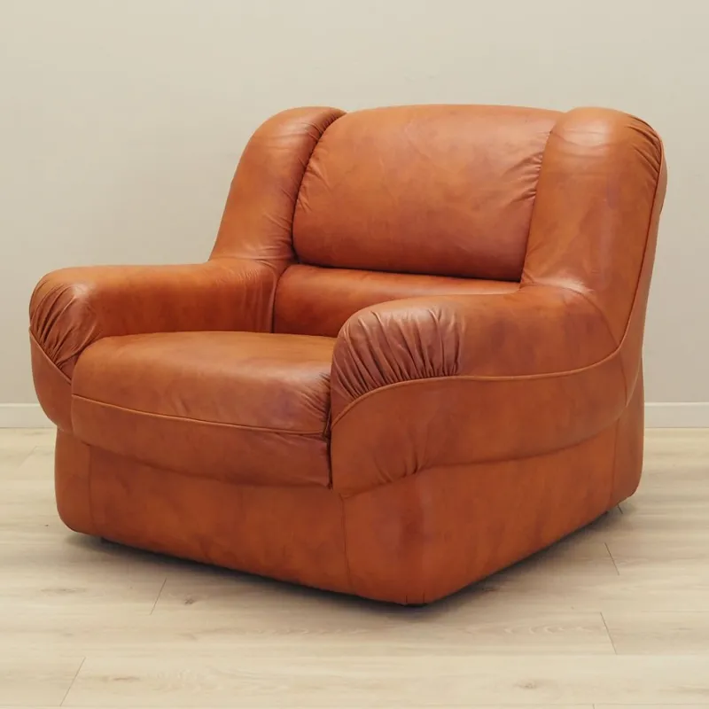 Pamono Italian Orange Armchair from Mimo Padova, 1970s> Lounge Chairs & Armchairs