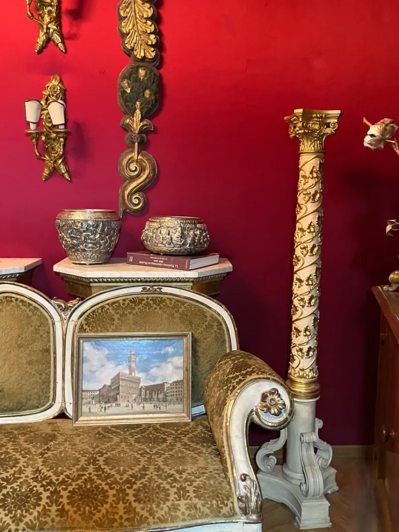 Pamono Italian Pedestal Column in White Lacquer and Gold Leaf> Pedestals And Columns