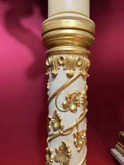 Pamono Italian Pedestal Column in White Lacquer and Gold Leaf><noscript><img width=