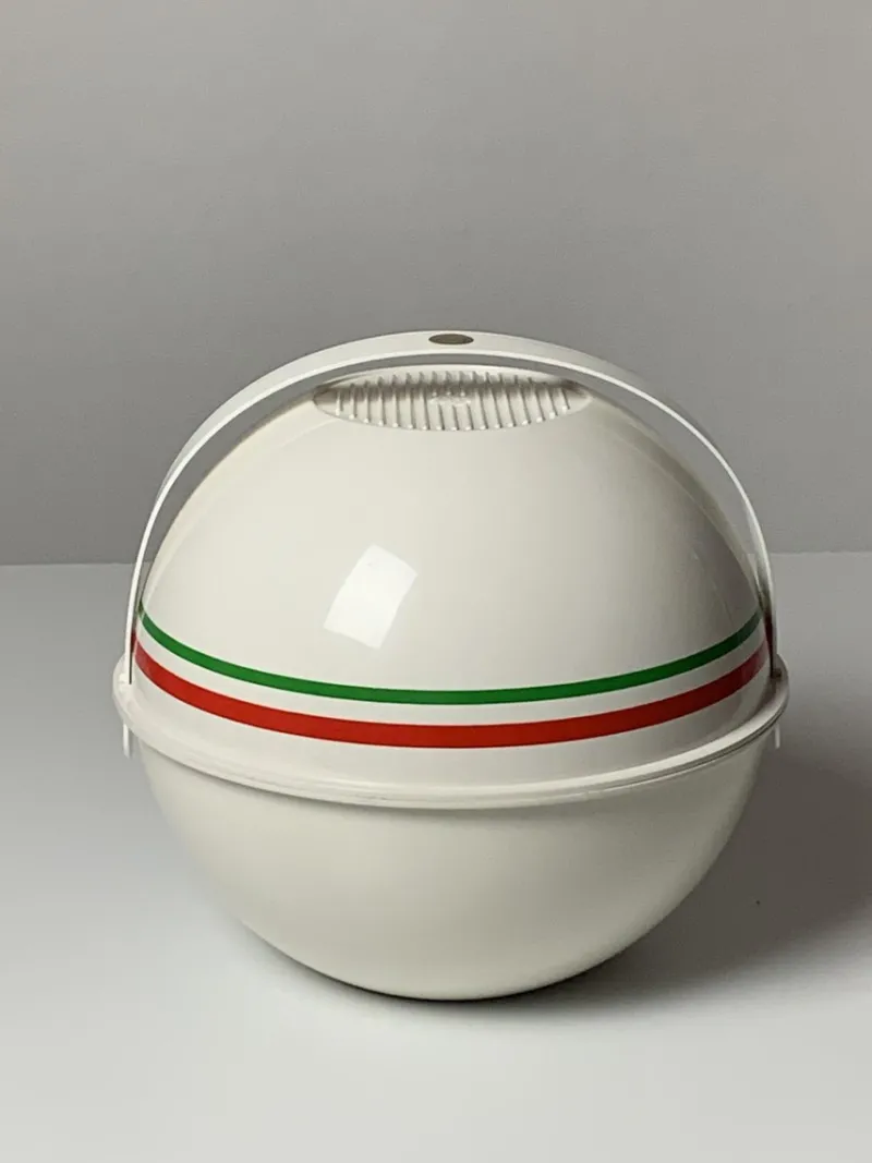 Pamono Italian Picnic Set by Carlo Viglino for Guzzini, 1960s, Set of 28> Dinner Plates & Bowls