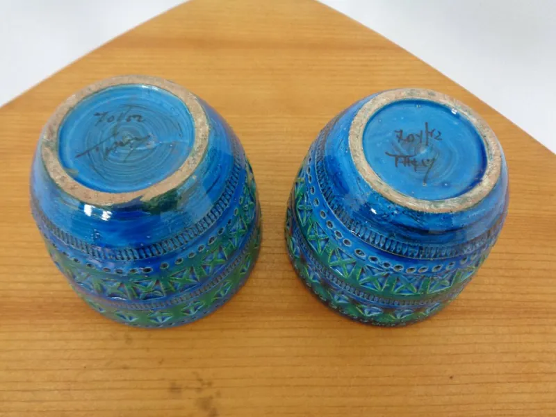 Online Pamono Italian Rimini Blue Ceramic Cachepots by Aldo Londi for Bitossi, 1960s, Set of 2