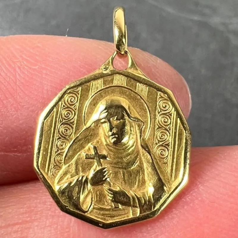 Pamono Italian Saint Therese 18k Yellow Gold Charm Medal Pendant, 1950s> Necklaces