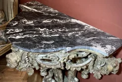 Pamono Italian Sculptural Silver Mecca Gilding Console Tables, Set of 2><noscript><img width=