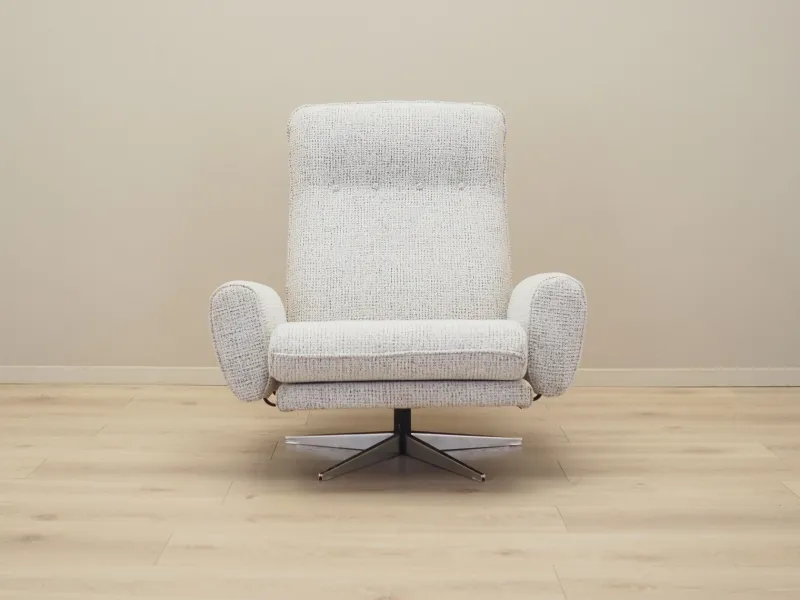 Pamono Italian Swivel Chair, Italy, 1970s> Office Chairs