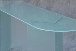 Pamono Italian Table in Crystal from Fontana Arte> Console Tables