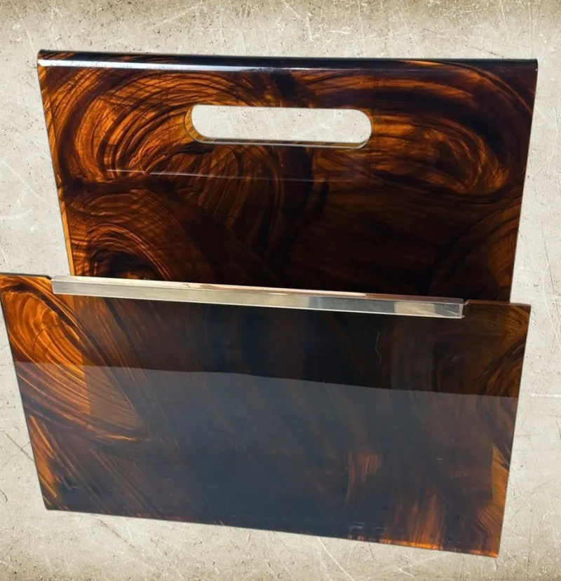 Pamono Italian Tortoiseshell Acrylic Glass and Brass Magazine Rack, 1975> Magazine Racks