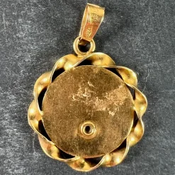 Outlet Pamono Italian Virgin Mary Twisted Frame Medal Pendant in 18 Karat Yellow Gold, 1970s