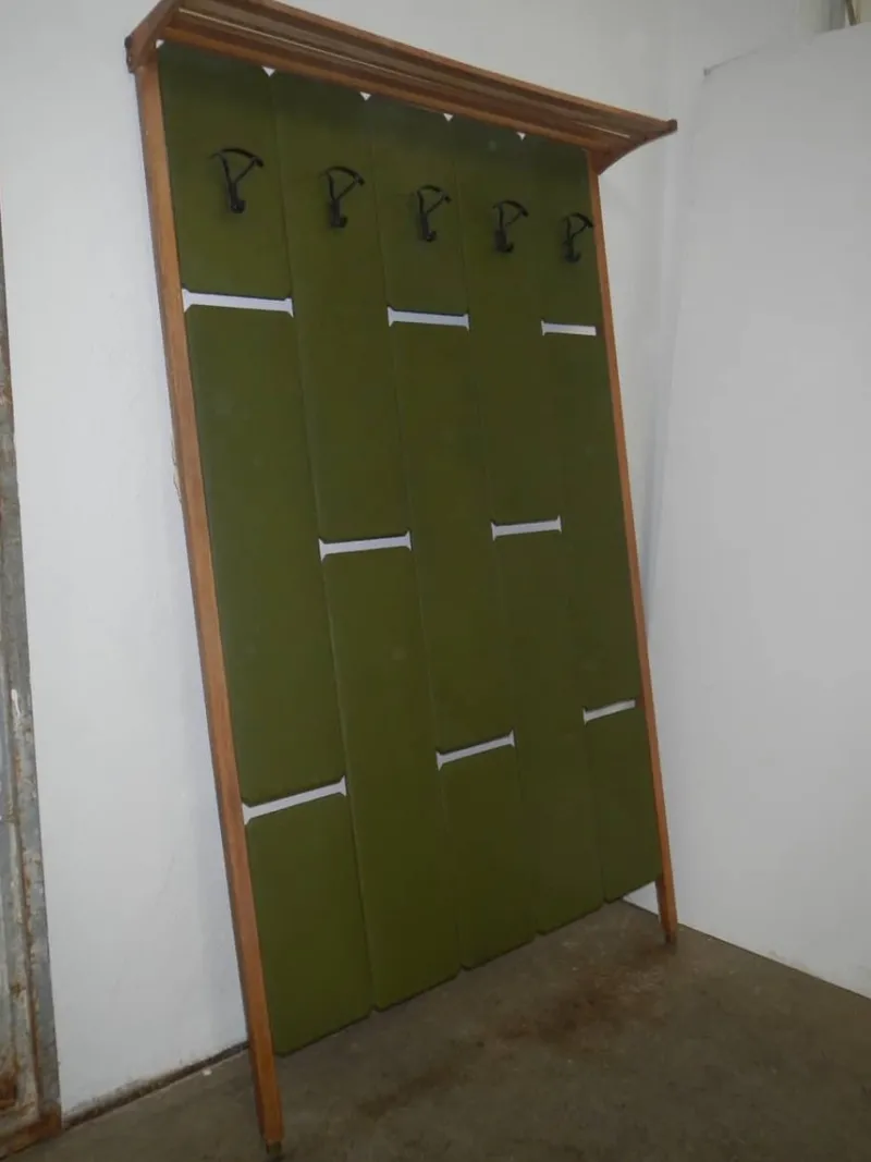 Pamono Italian Wall Coat Rack, 1970s> Racks, Hooks & Valets