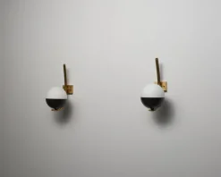 Pamono Italian Wall Sconces in Brass and Opaline Glass, 1950s, Set of 2><noscript><img width=