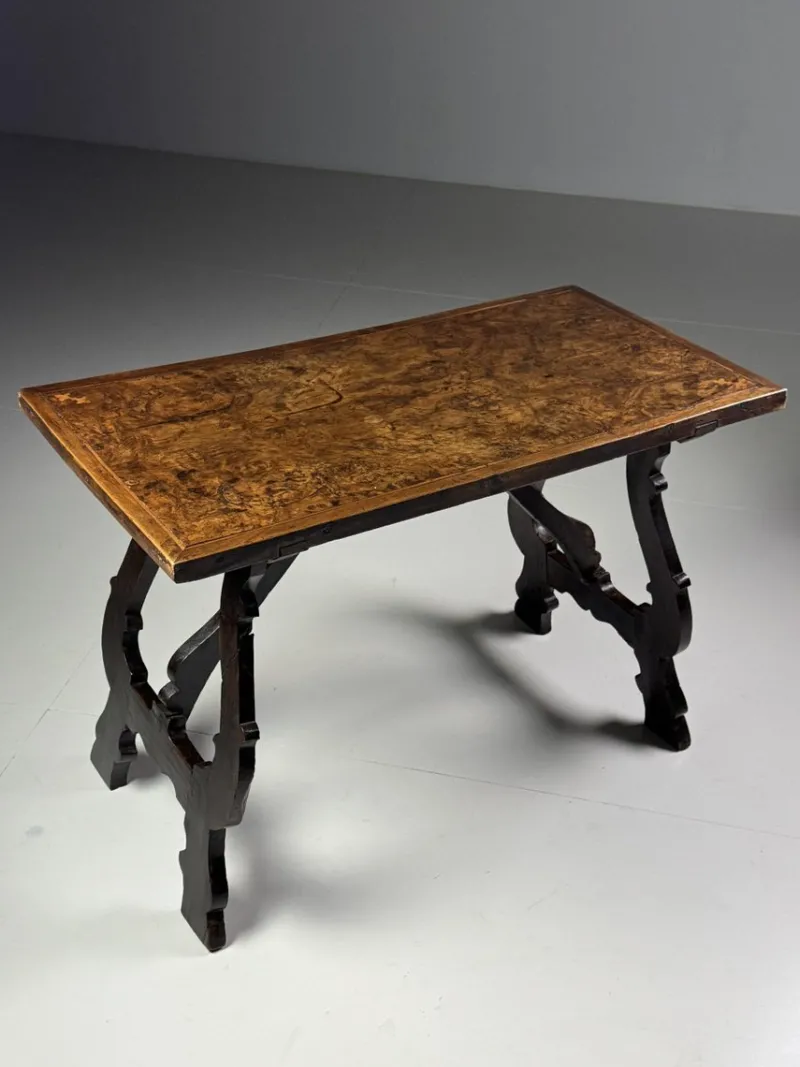 Pamono Italian Walnut Console, 18th Century> Console Tables