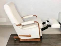 Pamono Italian White Leather La-Z-Boy Rocking Armchair by Pizzetti Roma, 1960s><noscript><img width=