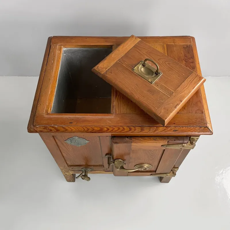 Pamono Italian Wood and Brass Ice Box, 1930s> Cabinets & Wardrobes
