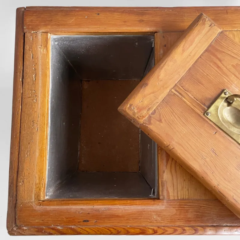 Pamono Italian Wood and Brass Ice Box, 1930s> Cabinets & Wardrobes